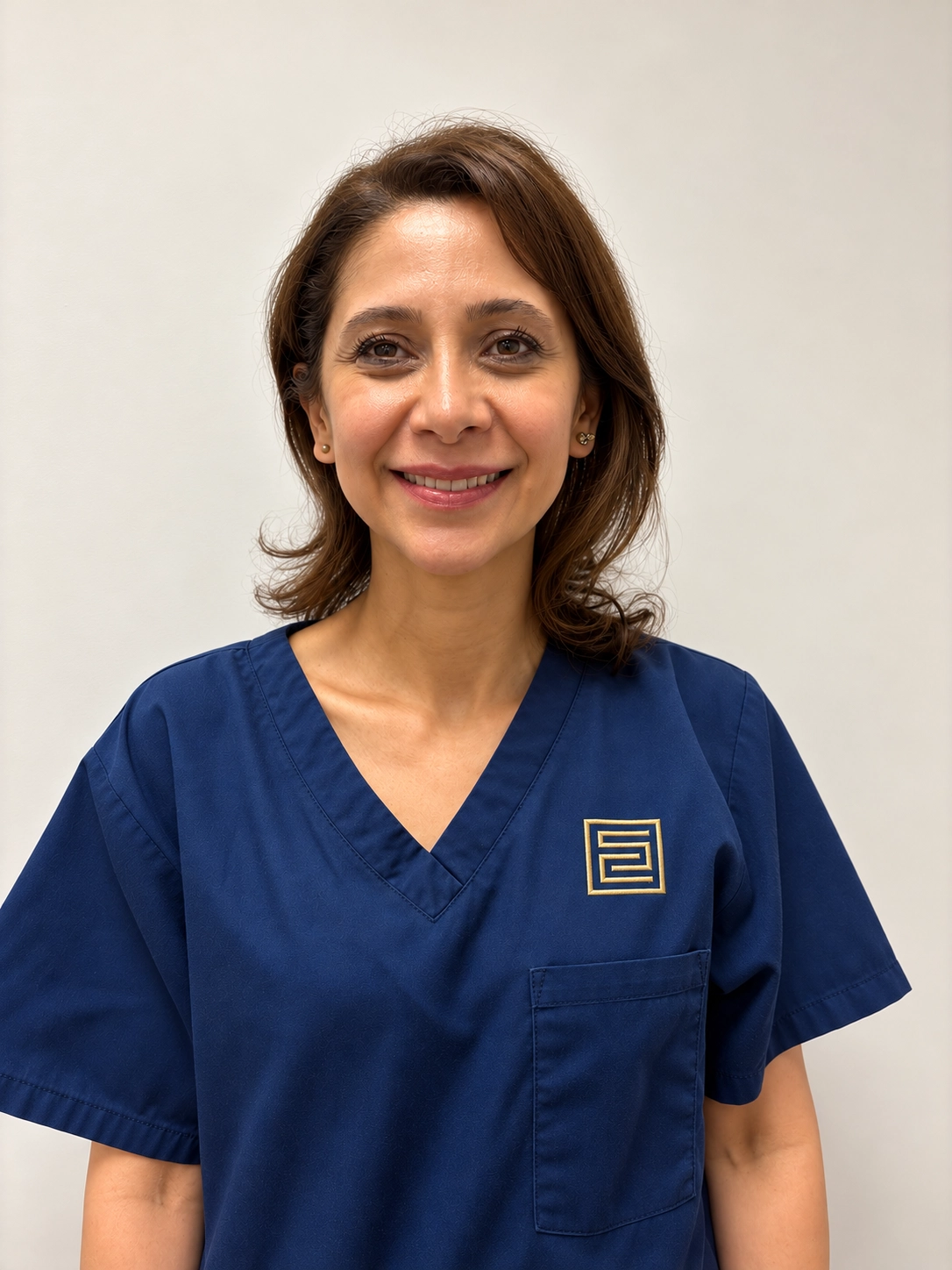 Dr Niloufar Ahmedi - Periodontist